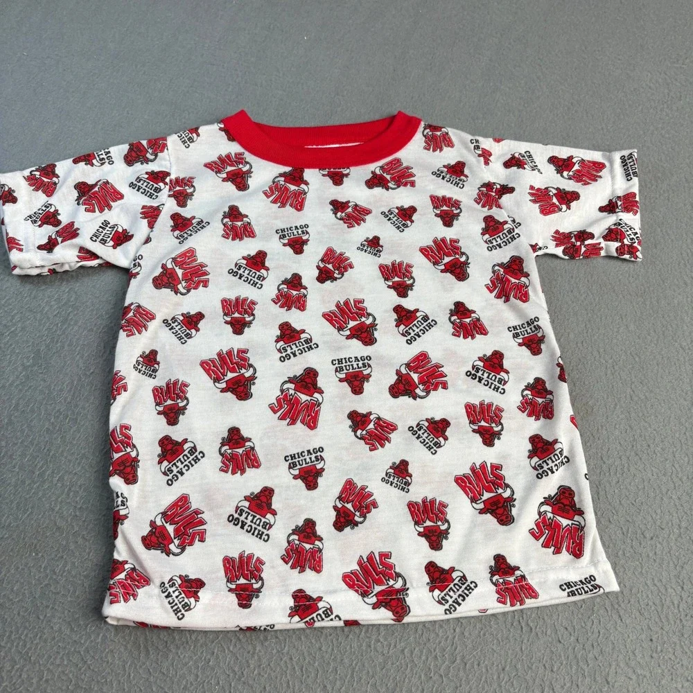 Vintage Chicago Bulls Kids T-Shirt and Shorts Set Size 5-6 Made in USA NBA 90s